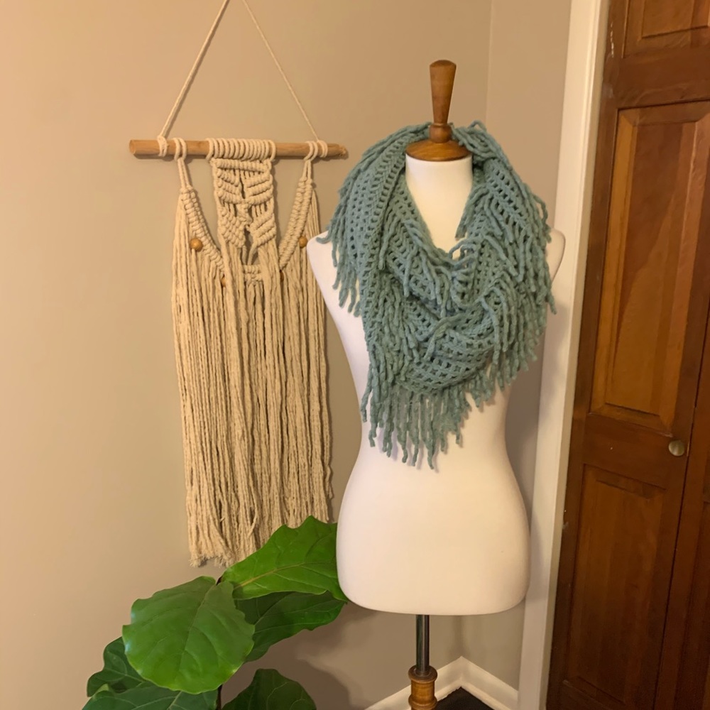Soft fringe scarf